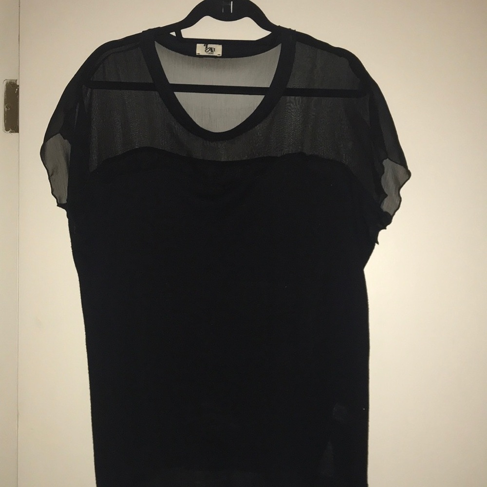 Black short sleeve top with silk meshing